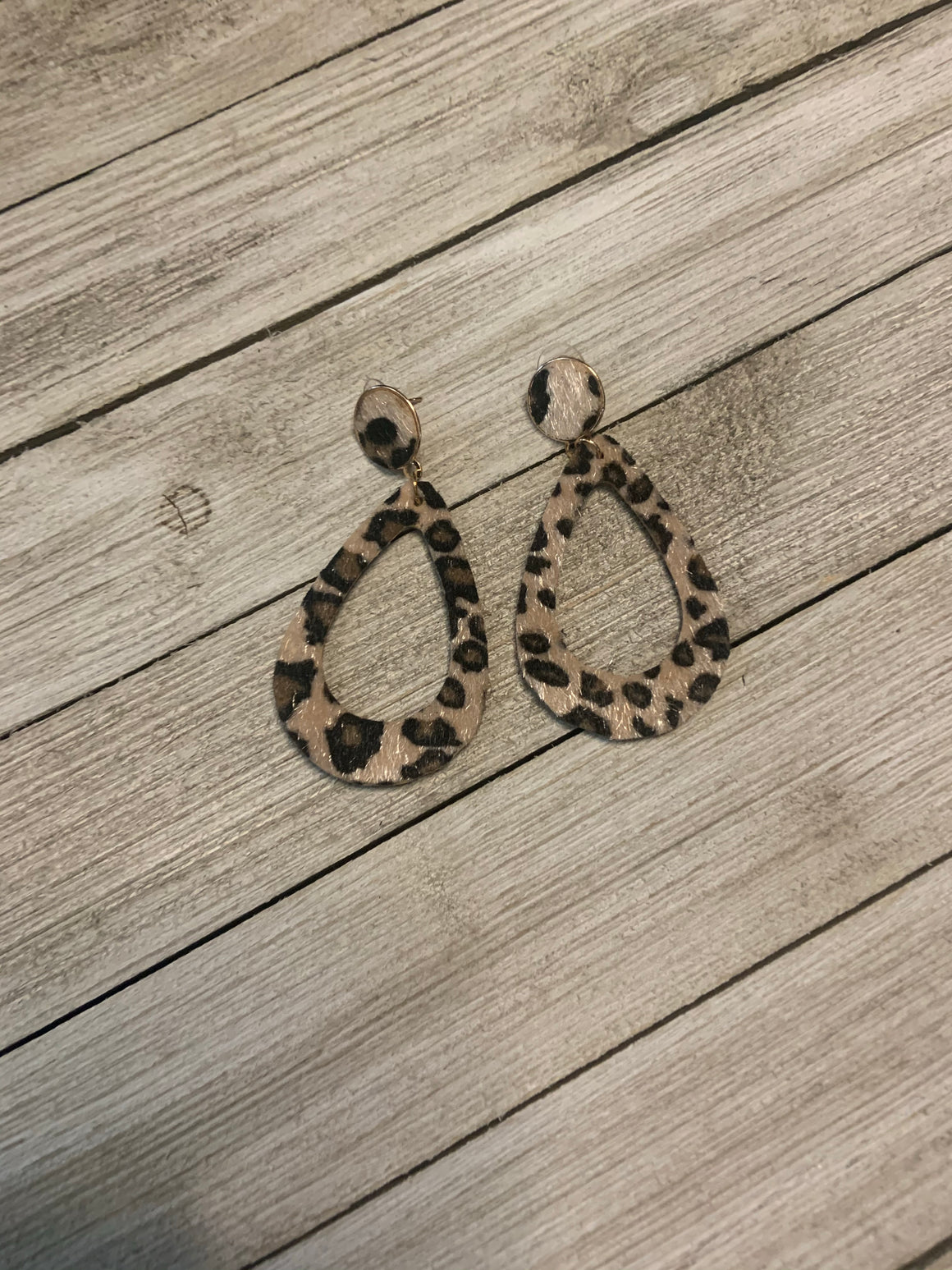 Tear drop Cheetah earrings